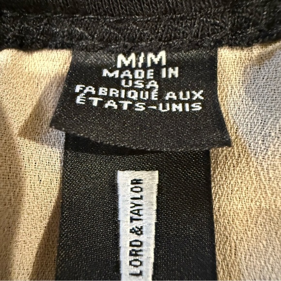 Design Lab Lord & Taylor Black Lace Blouse with Gold Lining - Picture 10 of 12